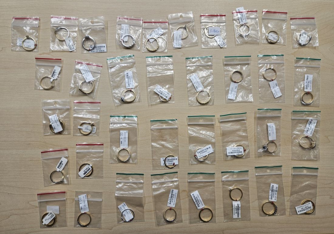 Unverzollte Luxusartikel im Wert von mehr als 150.000 Euro sichergestellt1 AG