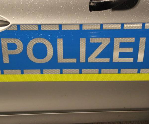 Aschaffenburg/ A3: Diebesgut und gefälschte Ausweise sichergestellt